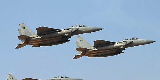 Saudi Arabia tính điều 100 chiến đấu cơ, 15 vạn quân 'dập' Houthi ảnh 2